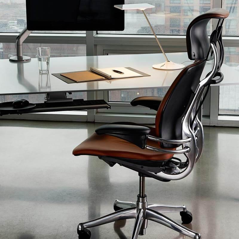 In SPOTLIGHT : FREEDOM Office Chair by Humanscale® - Office Furniture Company 